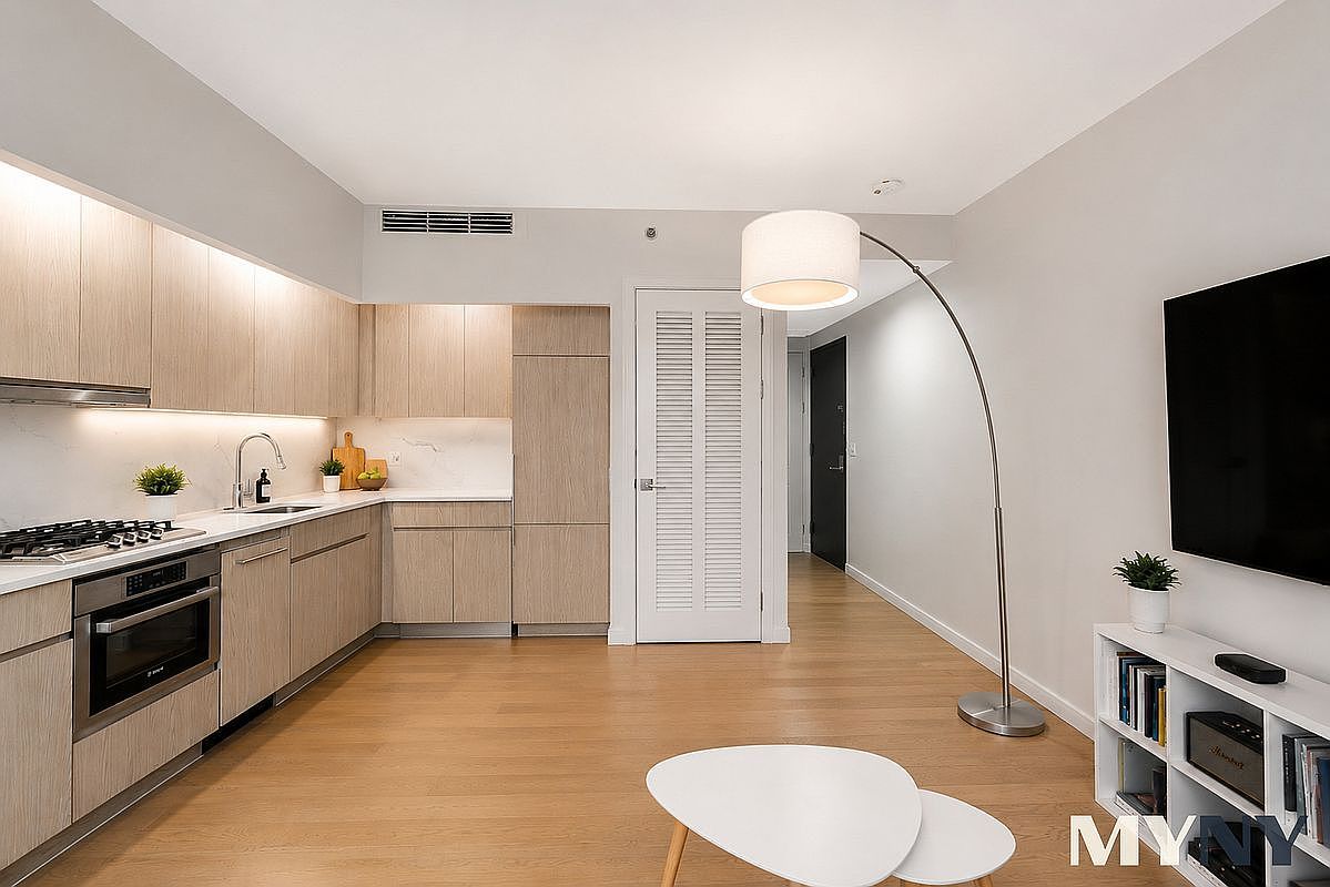 37-26 32nd St #2K Long Island City, NY 11101 - Thumbnail 5
