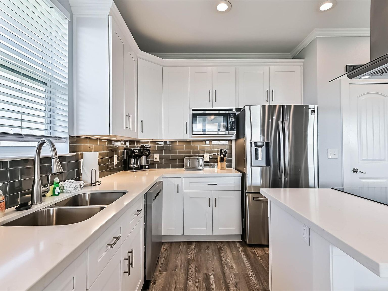 4133 4th St Galveston, TX 77554 - Thumbnail 5