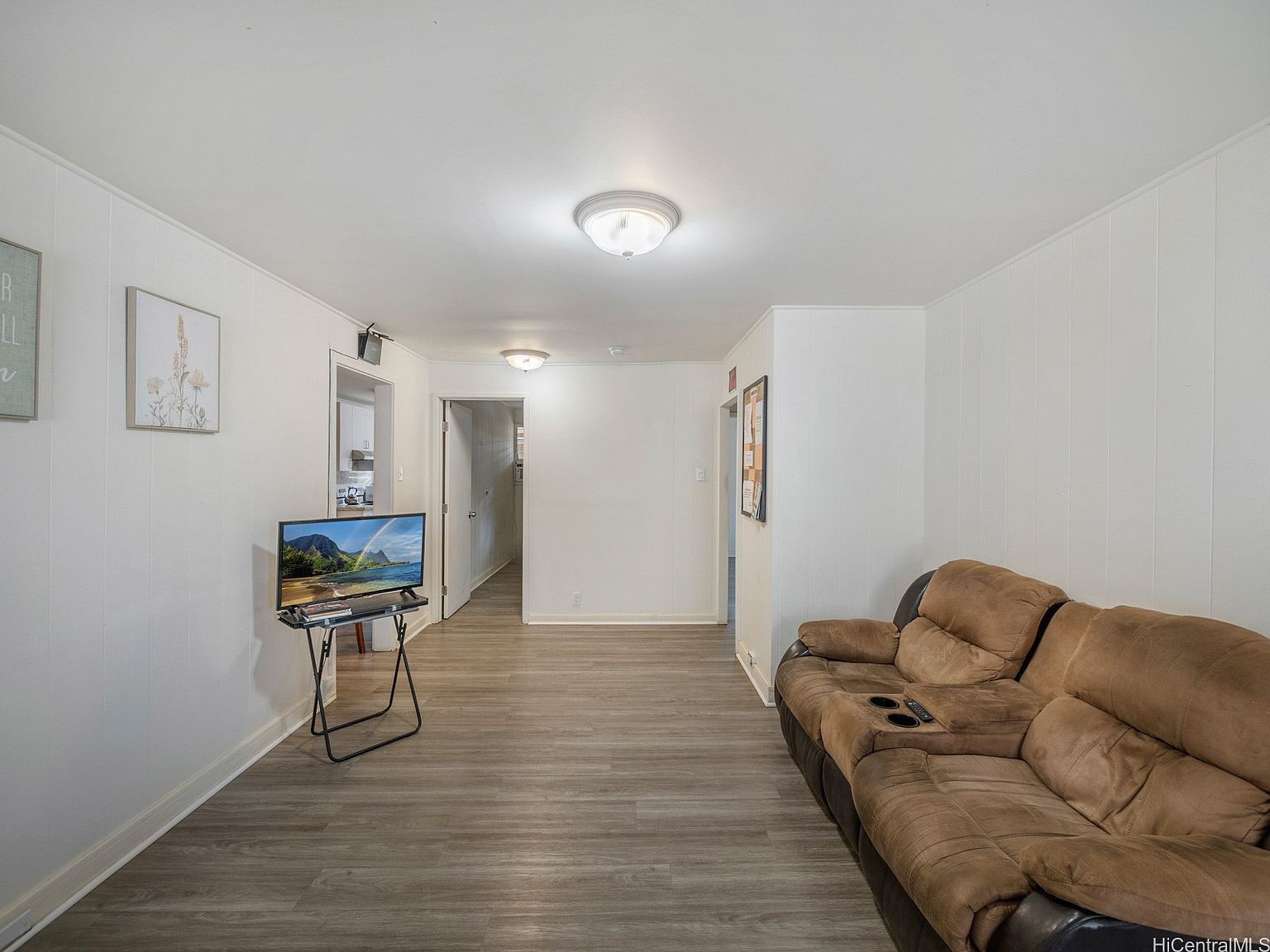 726 Menehune Ln Honolulu, HI 96826 - Thumbnail 5