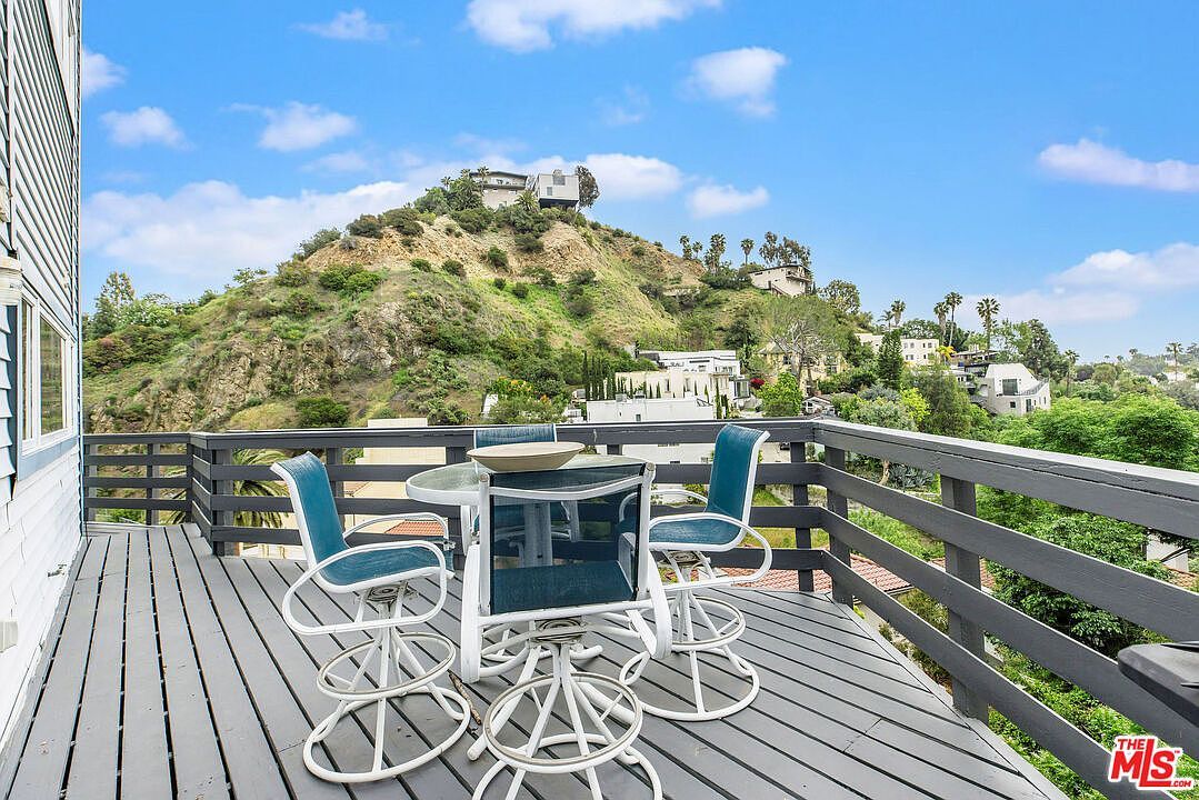 2350 San Marco Dr Los Angeles, CA 90068 - Thumbnail 5