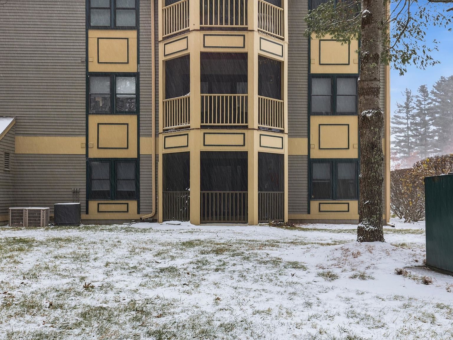 3 Mayfair Ln APT 108 Nashua, NH 03063 - Thumbnail 5