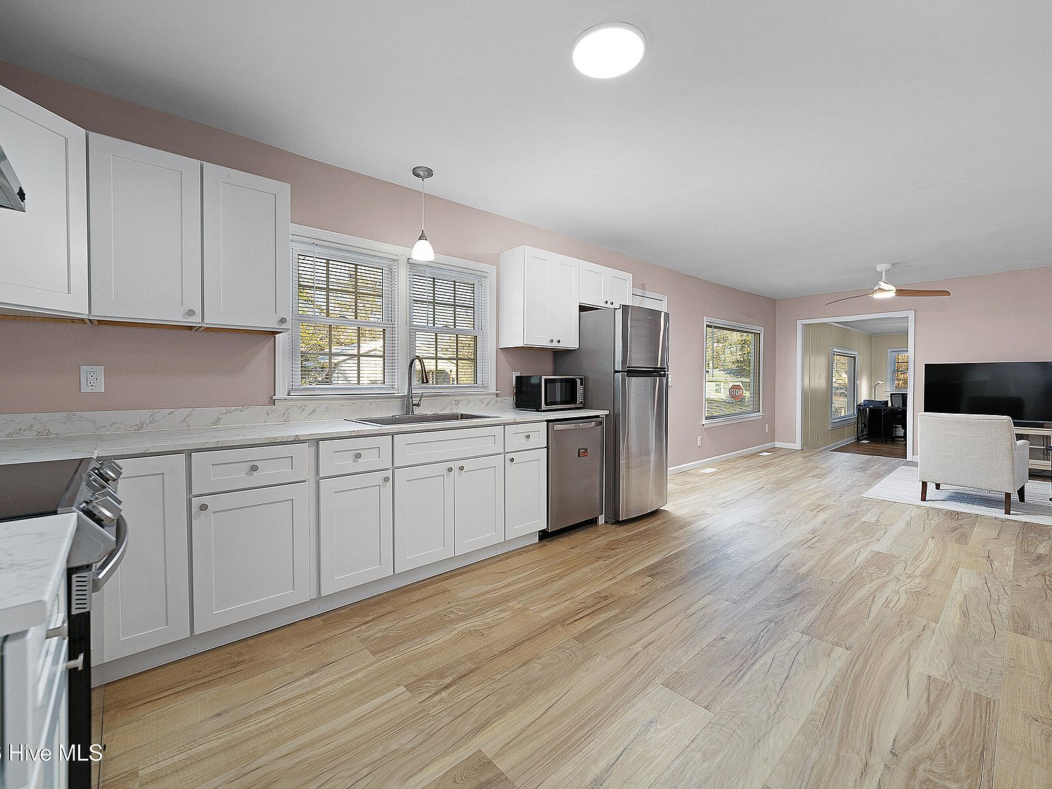 107 Poplar St New Bern, NC 28560 - Thumbnail 5