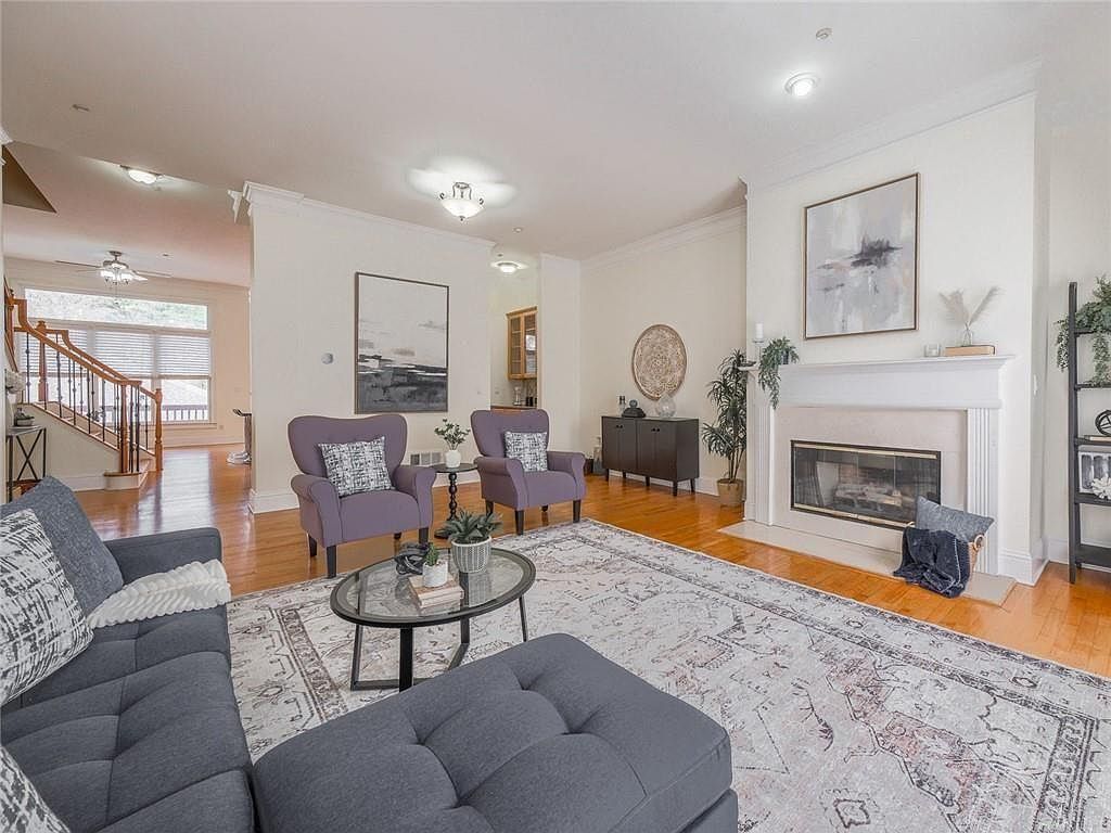 1051 Emory Parc Pl Decatur, GA 30033 - Thumbnail 5