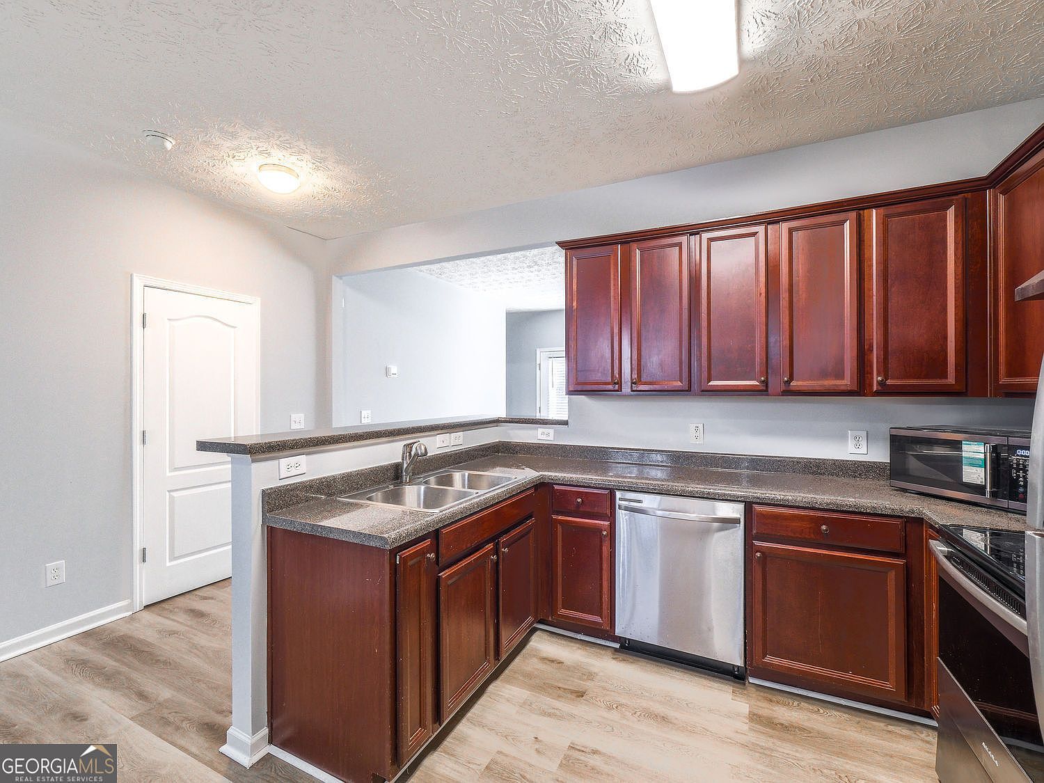 2334 Bigwood Trl Atlanta, GA 30349 - Thumbnail 5