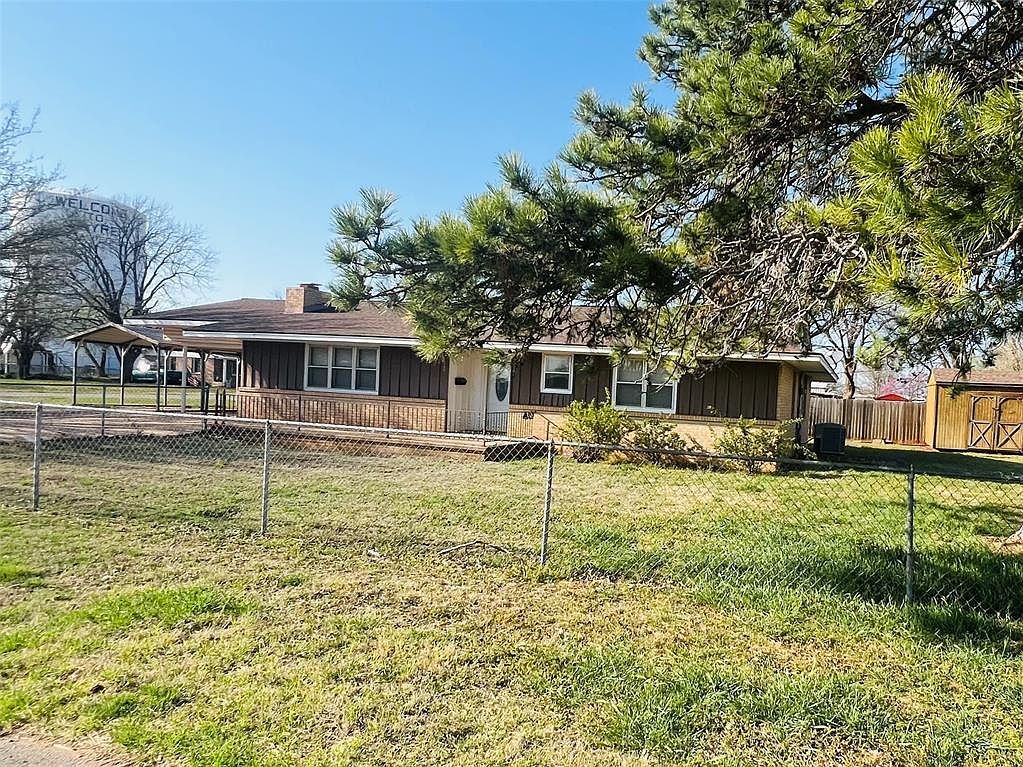 201 Iowa Ave Sayre, OK 73662 - Thumbnail 5