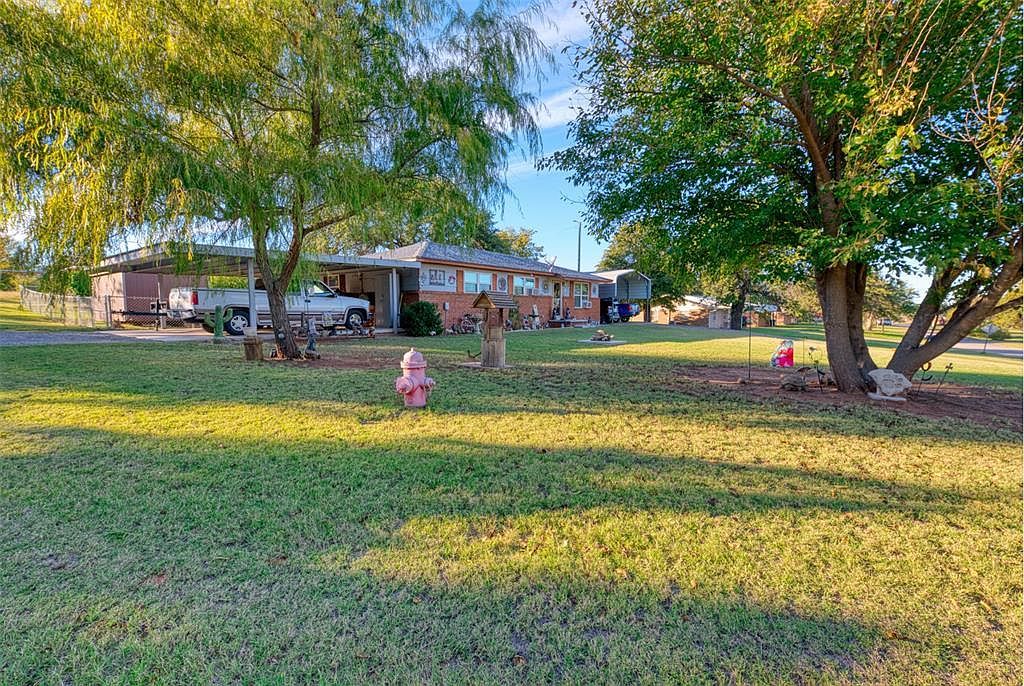 621 Clifford Ave Hydro, OK 73048 - Thumbnail 5