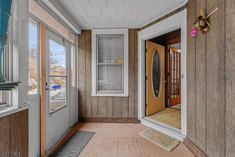 35 Perry St Belleville, NJ 07109 - Thumbnail 5