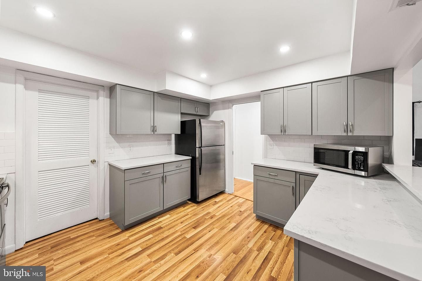 16 Jacob Ct Ewing, NJ 08628 - Thumbnail 5