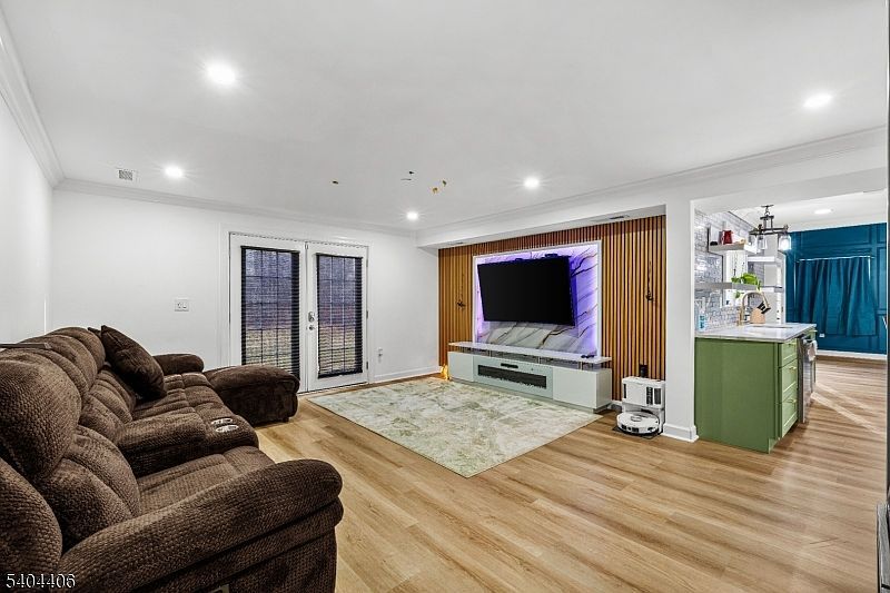 705 Taft Ave North Plainfield, NJ 07063 - Thumbnail 5