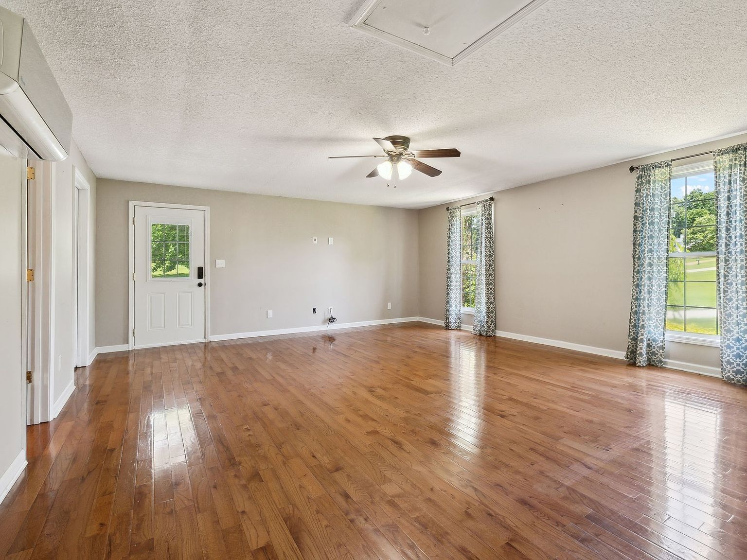 1040 Heatherwood Rd Pleasant View, TN 37146 - Thumbnail 5