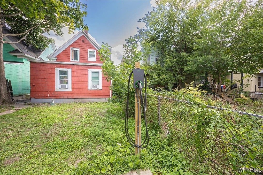 1320 Ashland Ave Niagara Falls, NY 14301 - Thumbnail 5