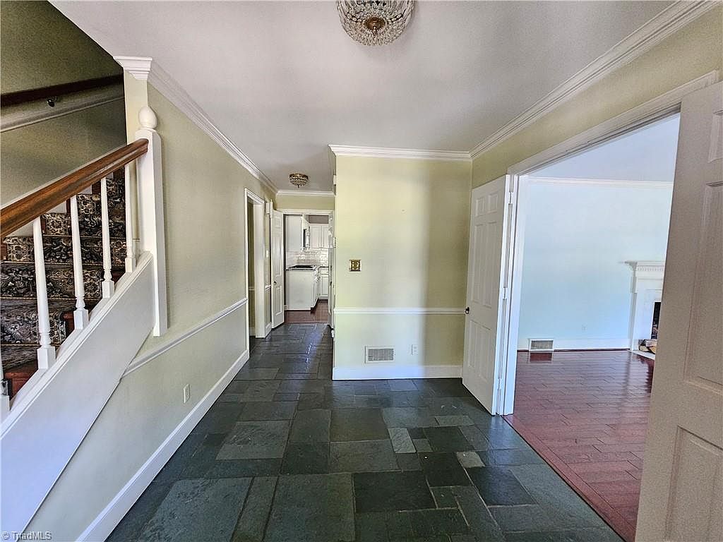 801 W Parkway Ave High Point, NC 27262 - Thumbnail 5