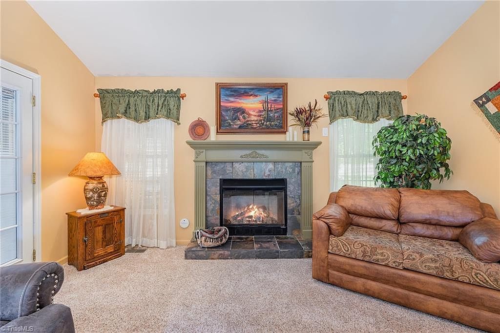 114 Cale Dr Burlington, NC 27215 - Thumbnail 5