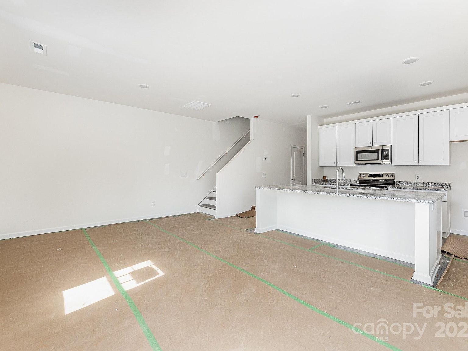 126 E Bell St Statesville, NC 28677 - Thumbnail 5