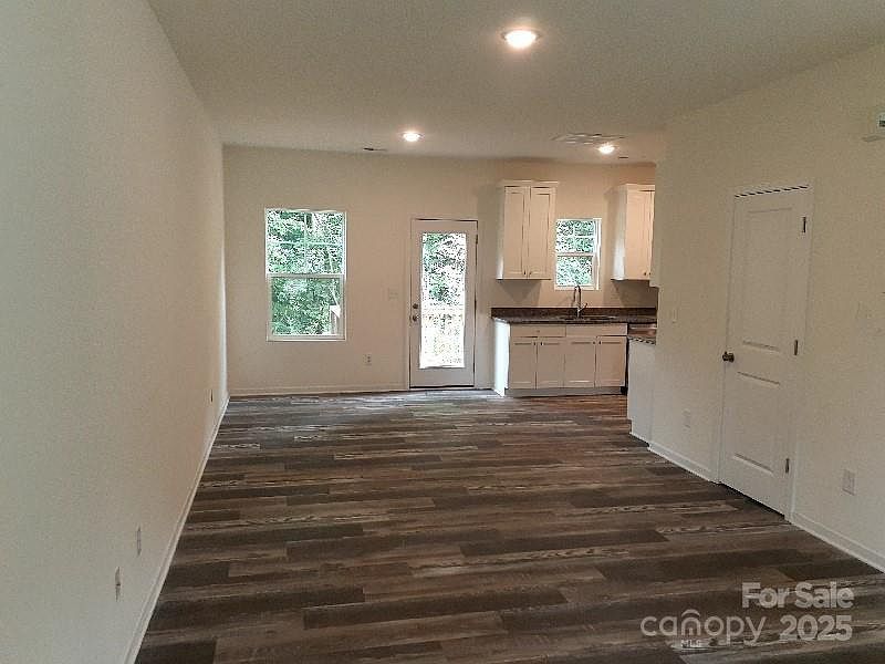 224 Nelson Ave Charlotte, NC 28216 - Thumbnail 5