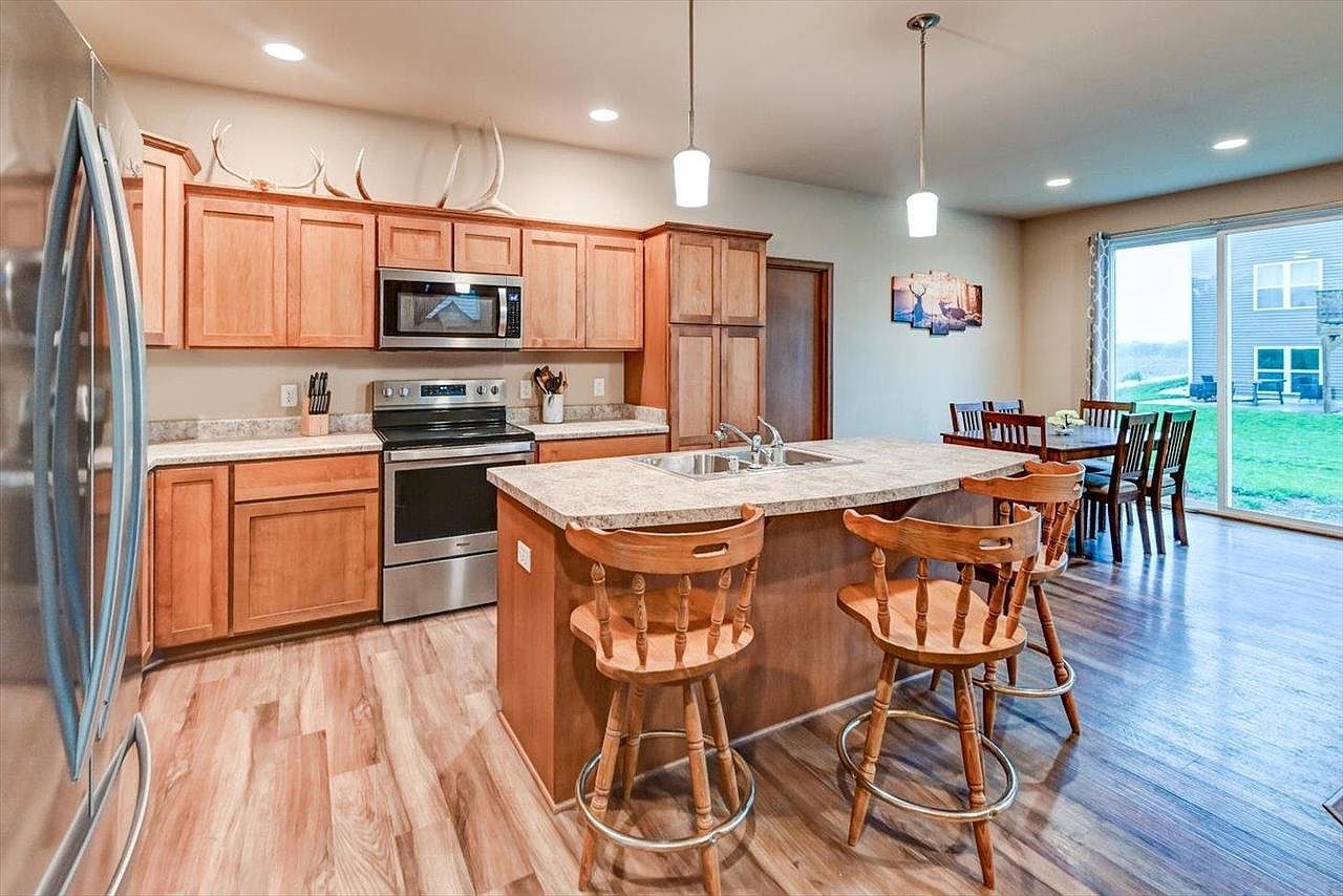 131 Crooked Tree Dr Deforest, WI 53532 - Thumbnail 5