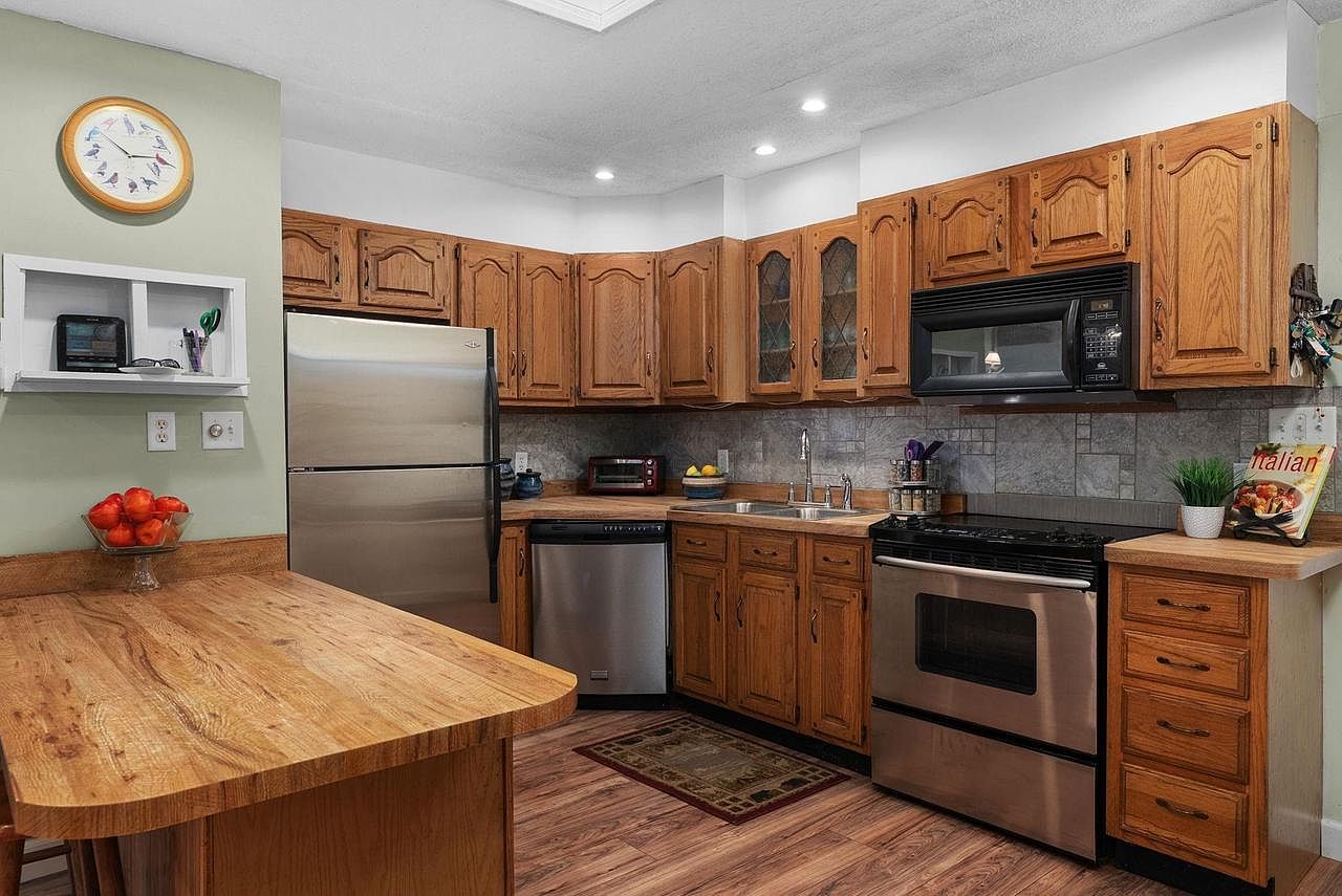 E13585 Grace St Merrimac, WI 53561 - Thumbnail 5