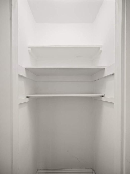 301 East 63rd Street, New York, NY, USA, 10065 - Thumbnail 5