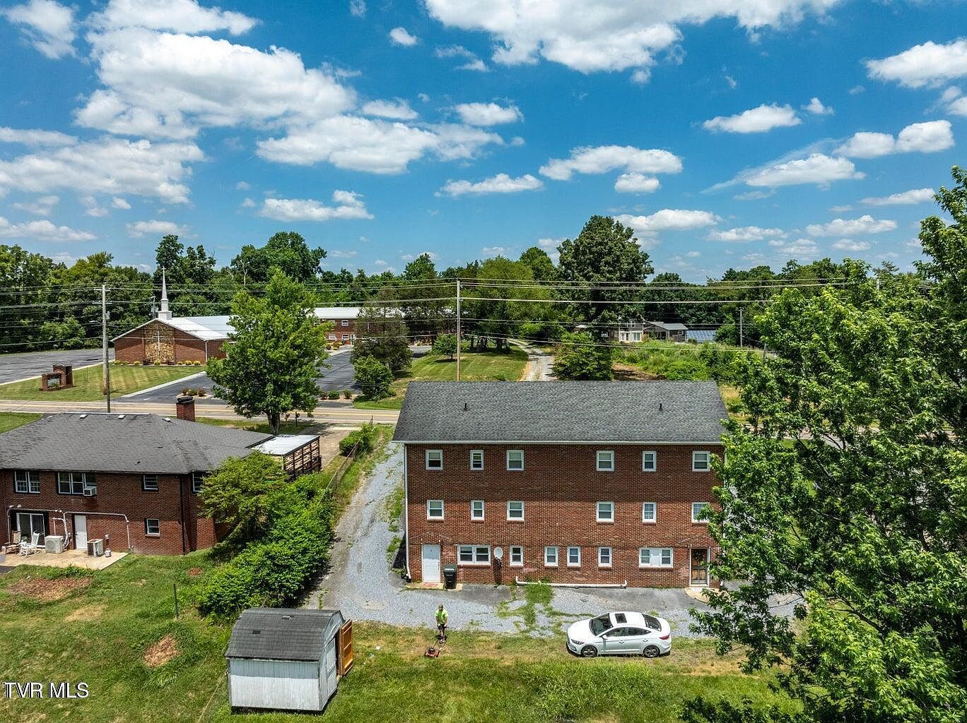 3411 W Walnut St Johnson City, TN 37604 - Thumbnail 5