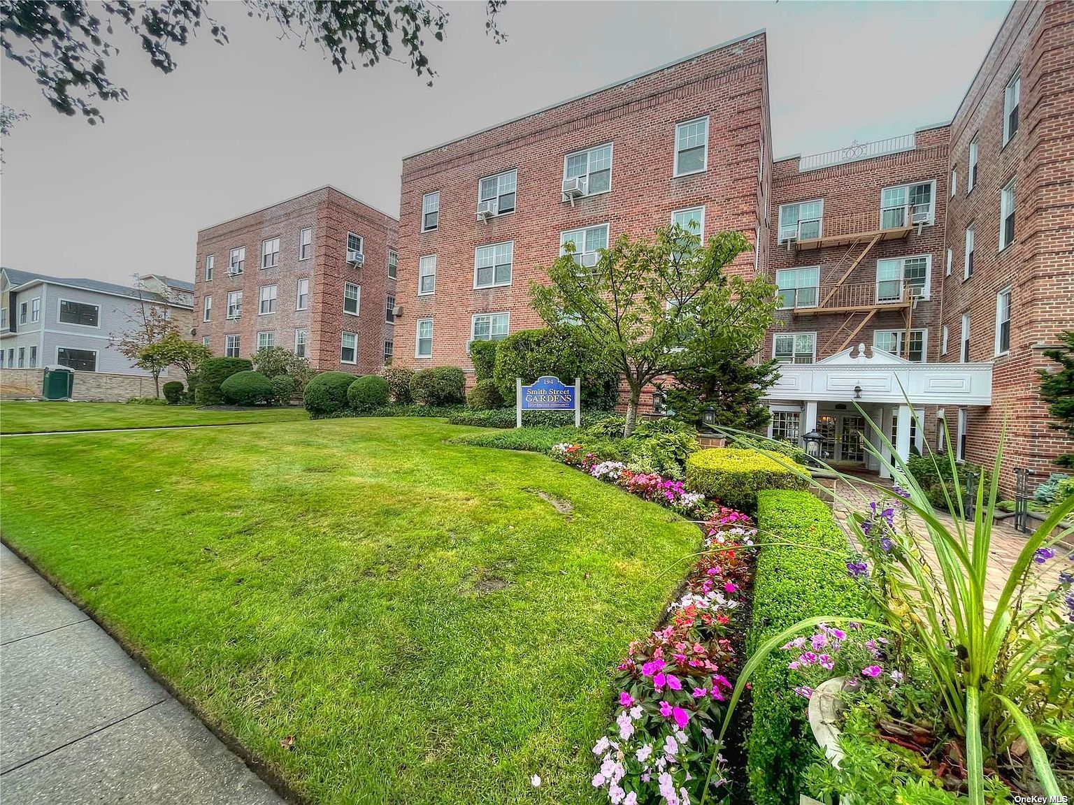 194 Smith St APT 2J Freeport, NY 11520 - Thumbnail 5