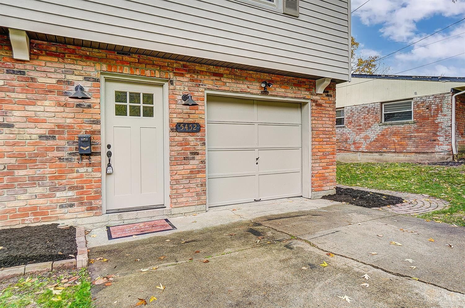 5452 Ehrling Rd Cincinnati, OH 45227 - Thumbnail 5