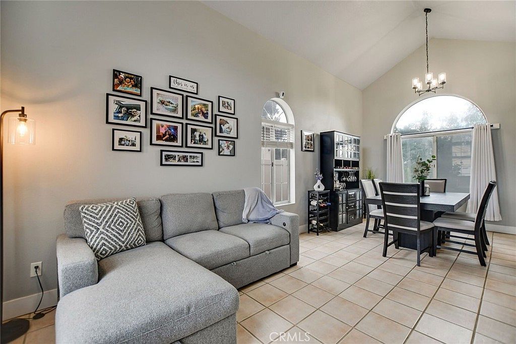 28237 Kane Ct Highland, CA 92346 - Thumbnail 5