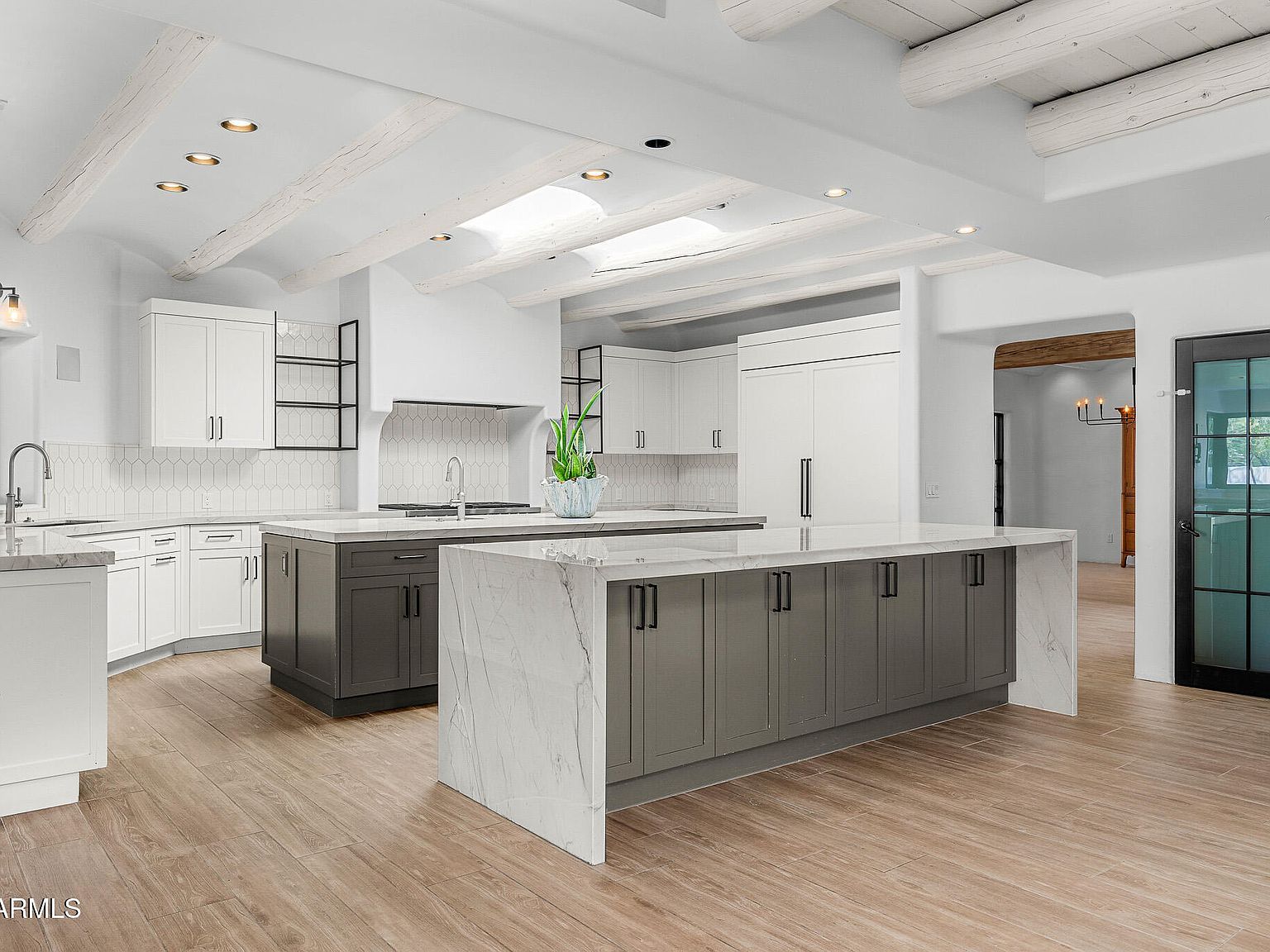 5838 E Berneil Ln Paradise Valley, AZ 85253 - Thumbnail 5