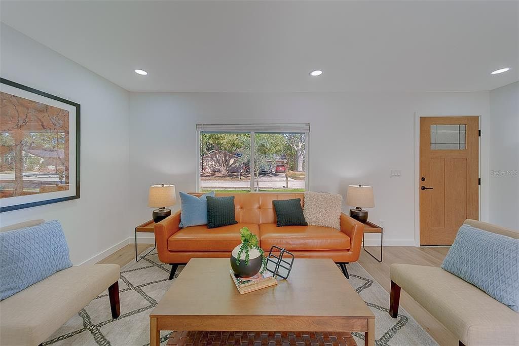 1837 Sourwood Blvd Dunedin, FL 34698 - Thumbnail 5