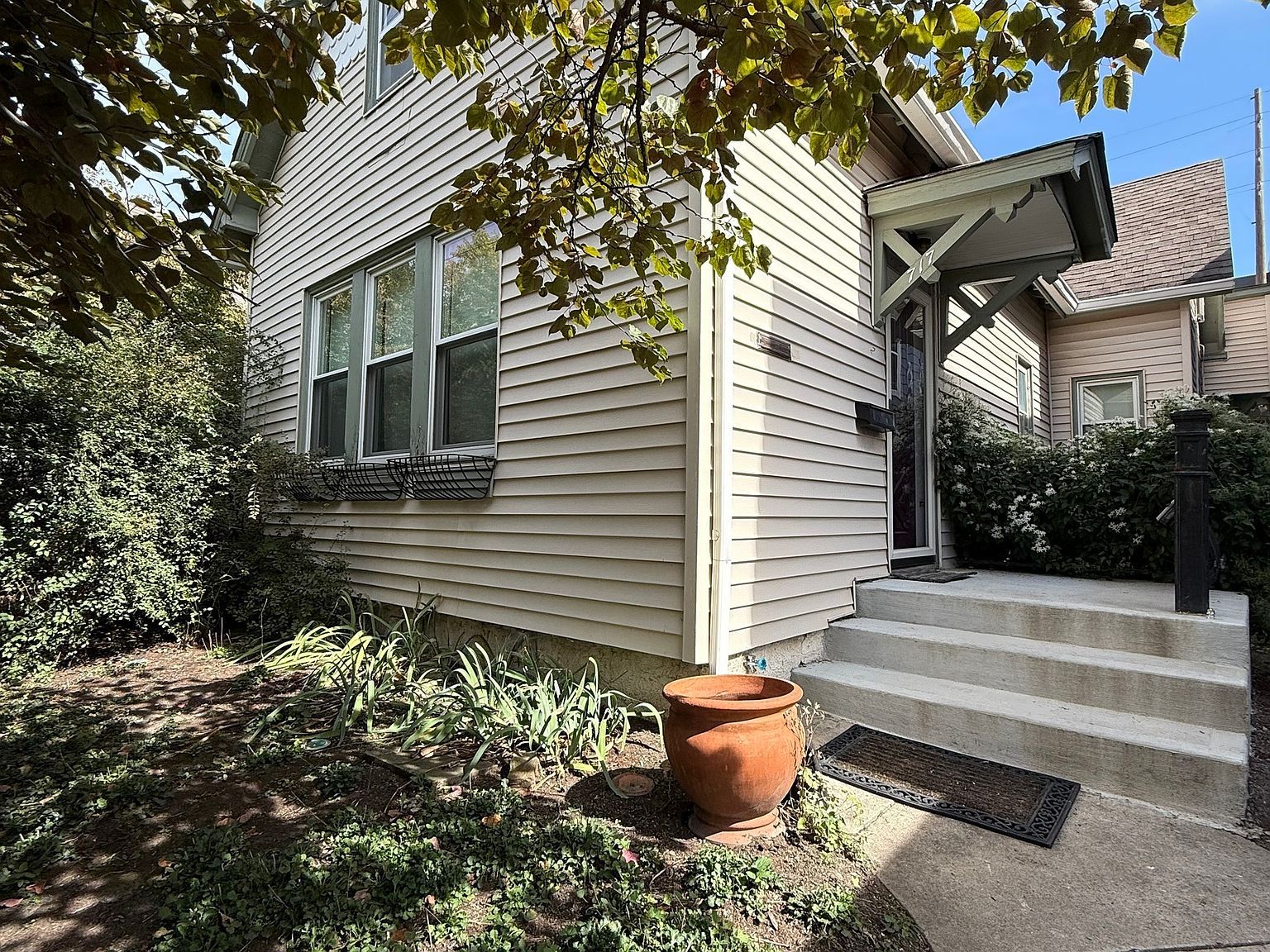 717 S Noble St Indianapolis, IN 46203 - Thumbnail 5