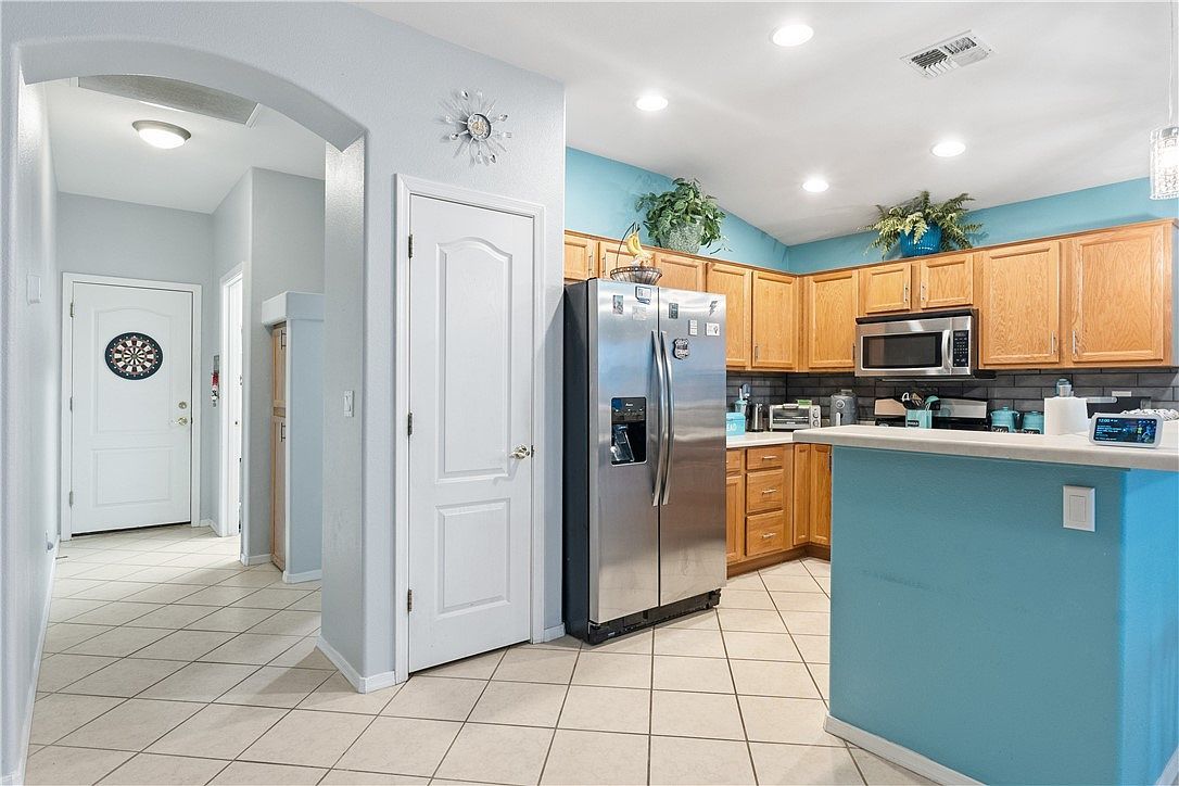 2436 Topanga Dr Bullhead City, AZ 86442 - Thumbnail 5