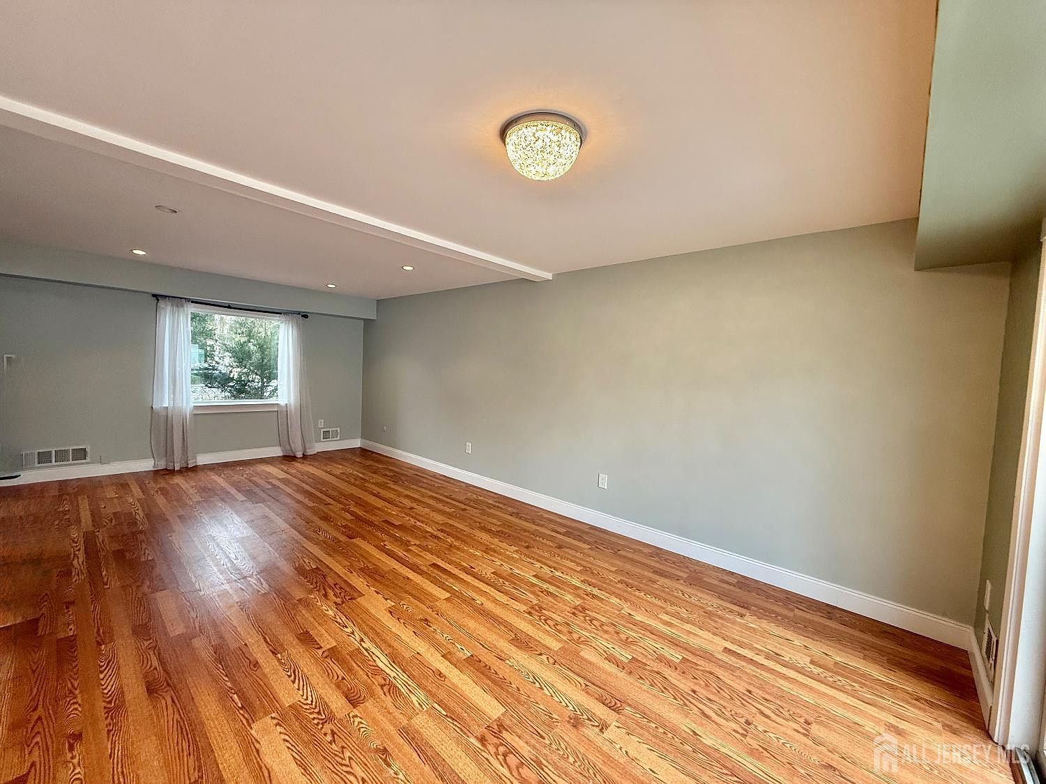 23 Howell Ave Piscataway, NJ 08854 - Thumbnail 5