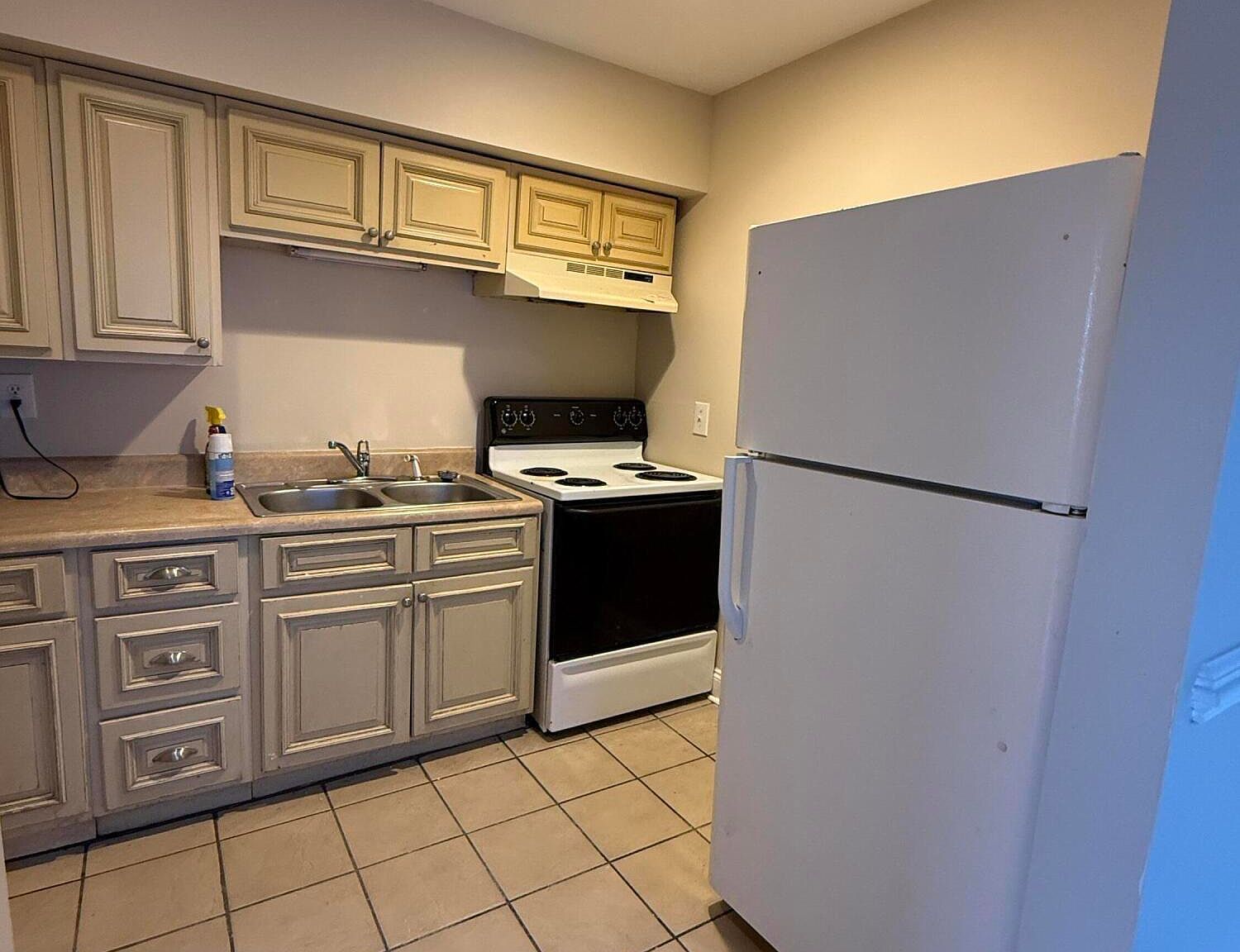 1608 Eastern Ave NE Roanoke, VA 24012 - Thumbnail 5