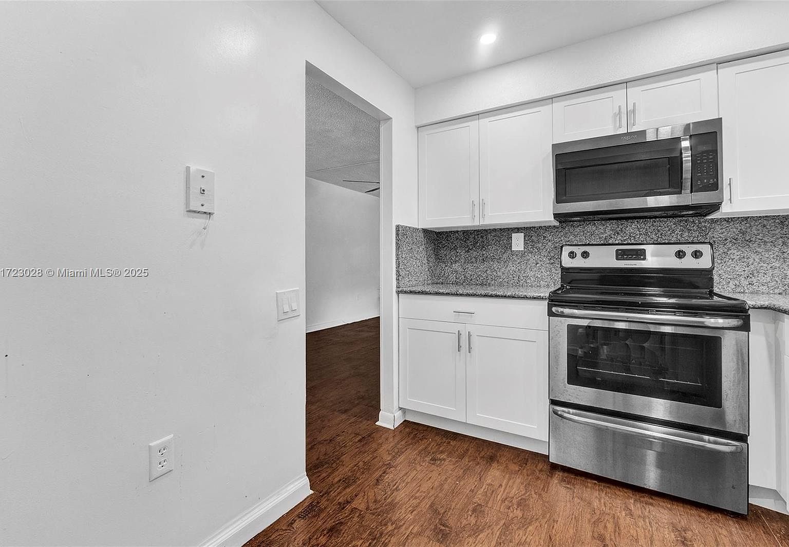 9090 Lime Bay Blvd APT 211 Tamarac, FL 33321 - Thumbnail 5