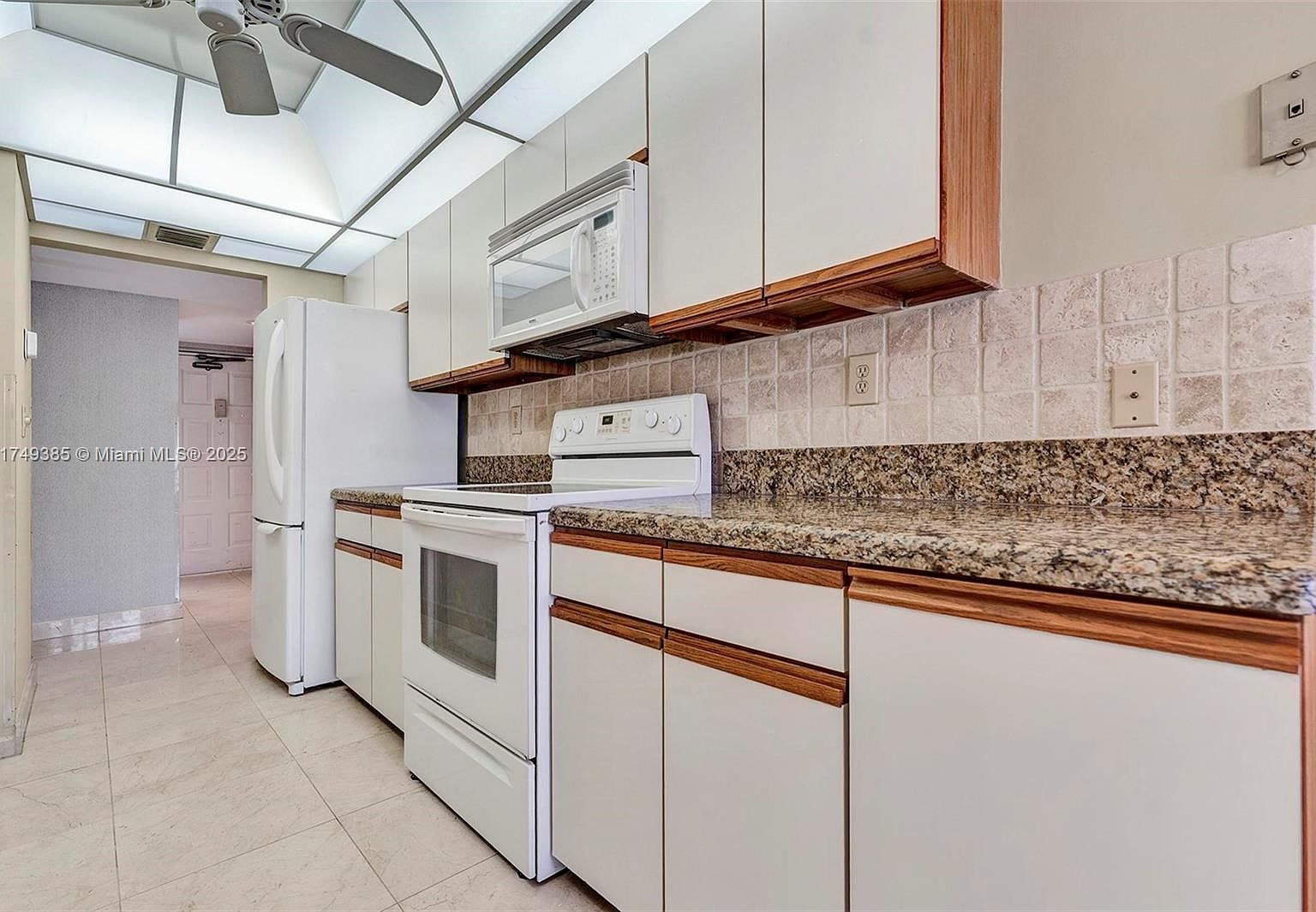 1470 Sheridan St APT 18C Hollywood, FL 33020 - Thumbnail 5