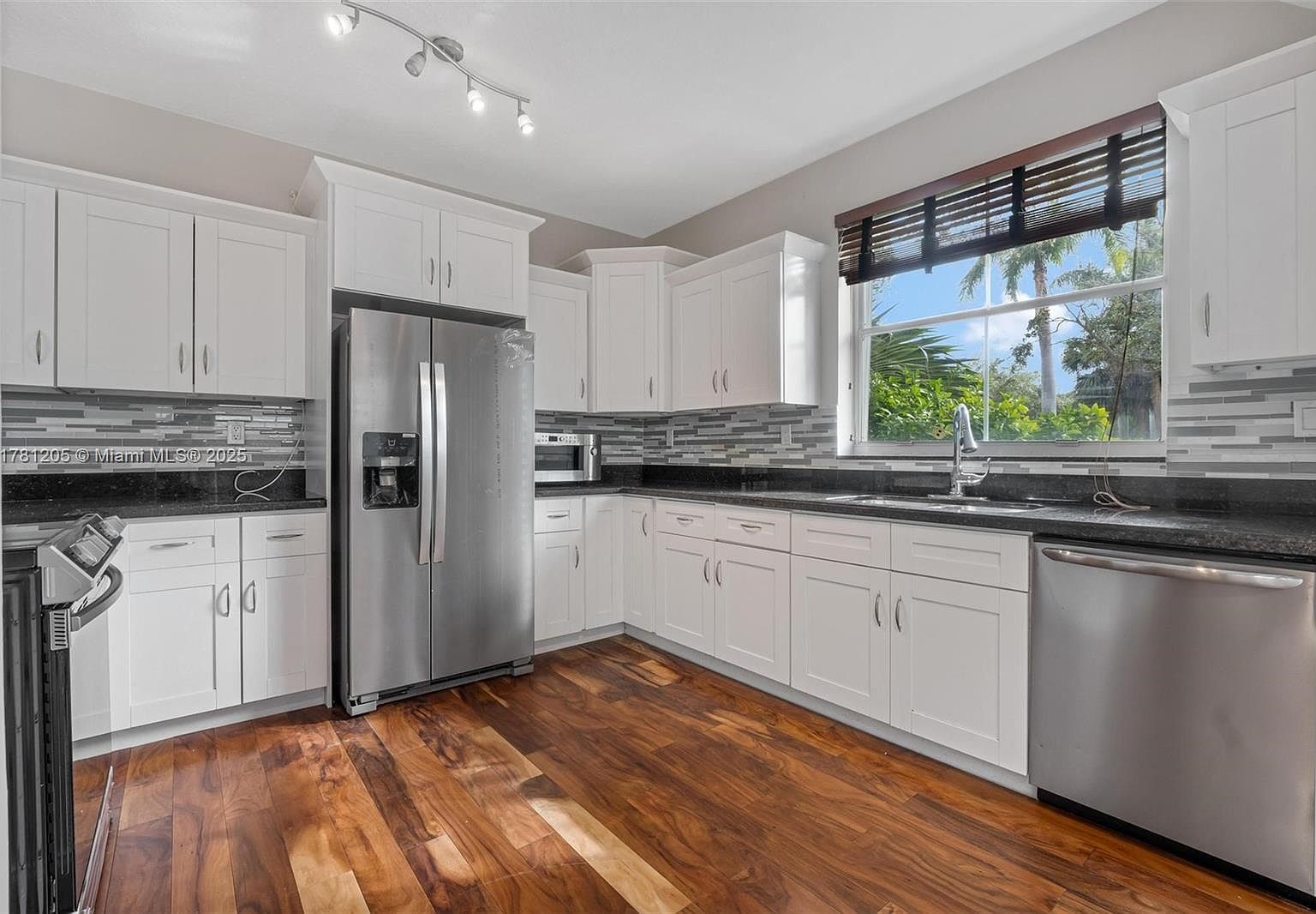 0 Hollywood Blvd Hollywood, FL 33019 - Thumbnail 5