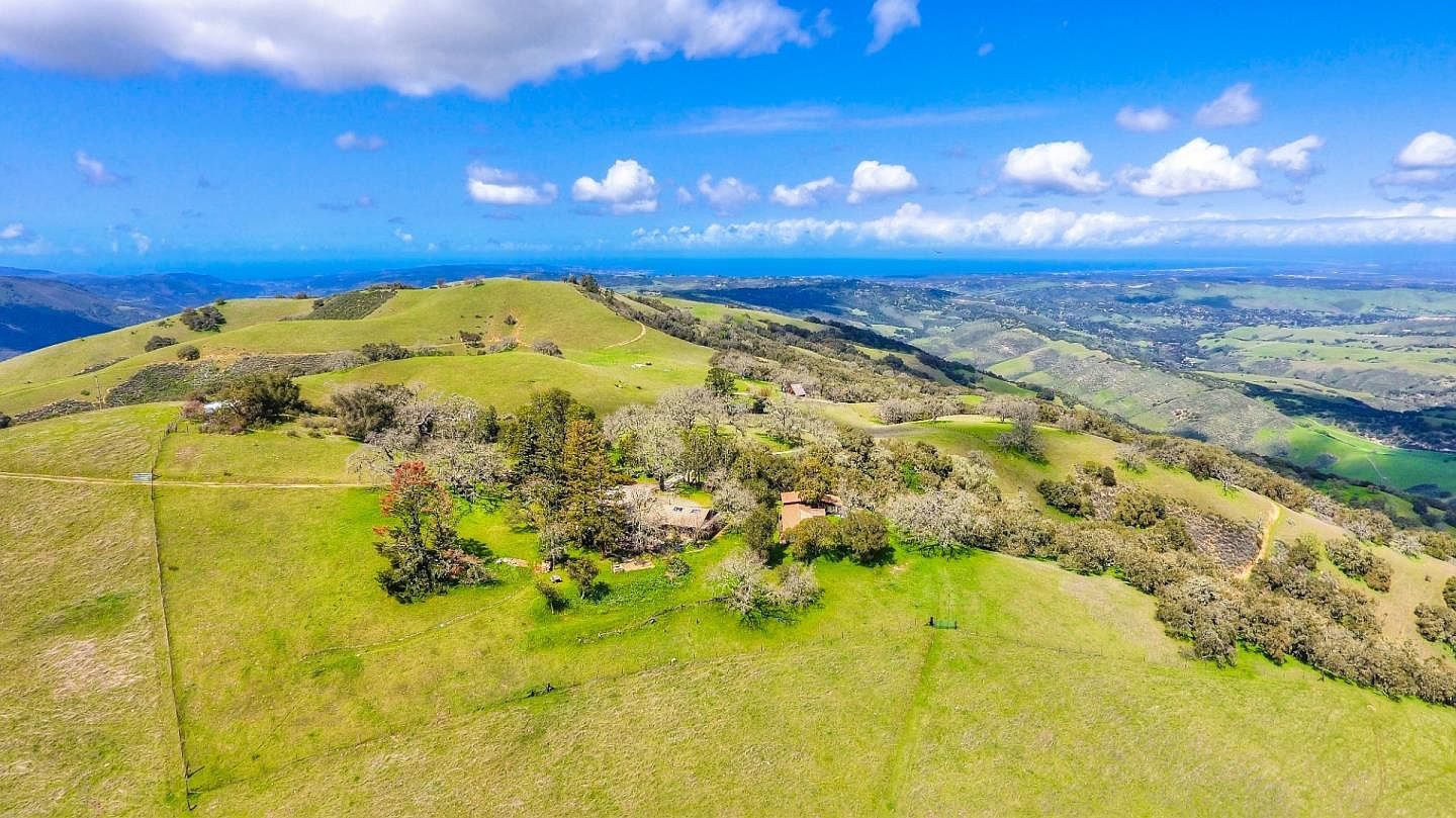 500 El Caminito Rd Carmel Valley, CA 93924 - Thumbnail 5