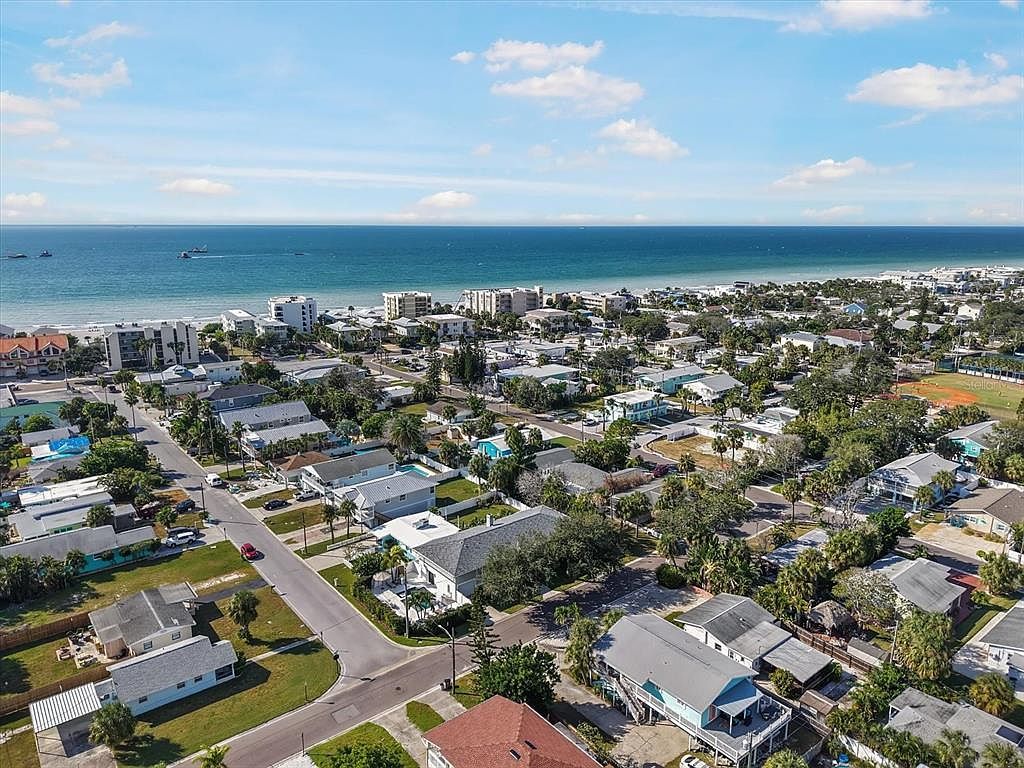 124 13th Ave Indian Rocks Beach, FL 33785 - Thumbnail 5