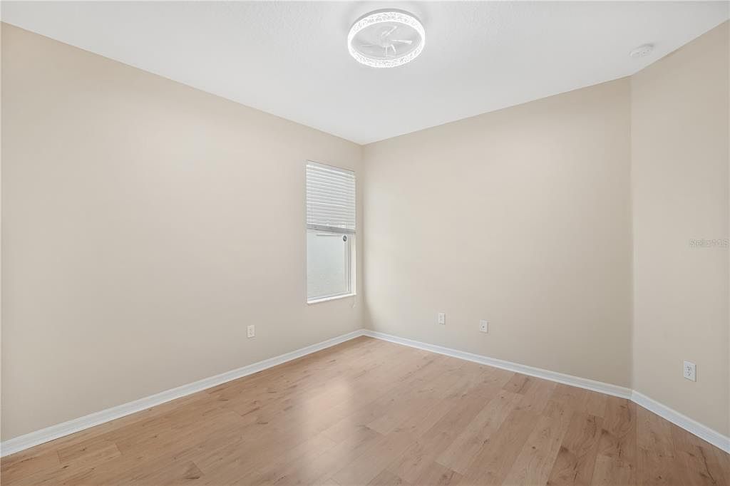 427 Stone Briar Dr Ruskin, FL 33570 - Thumbnail 5