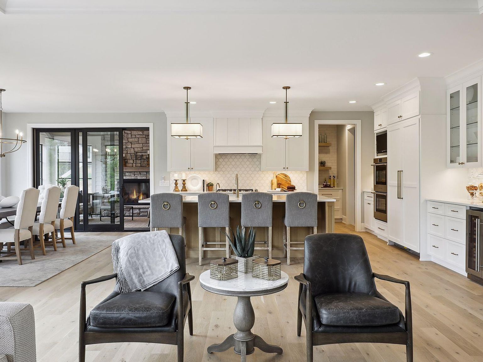 460 Indian Hill Rd Chanhassen, MN 55317 - Thumbnail 5