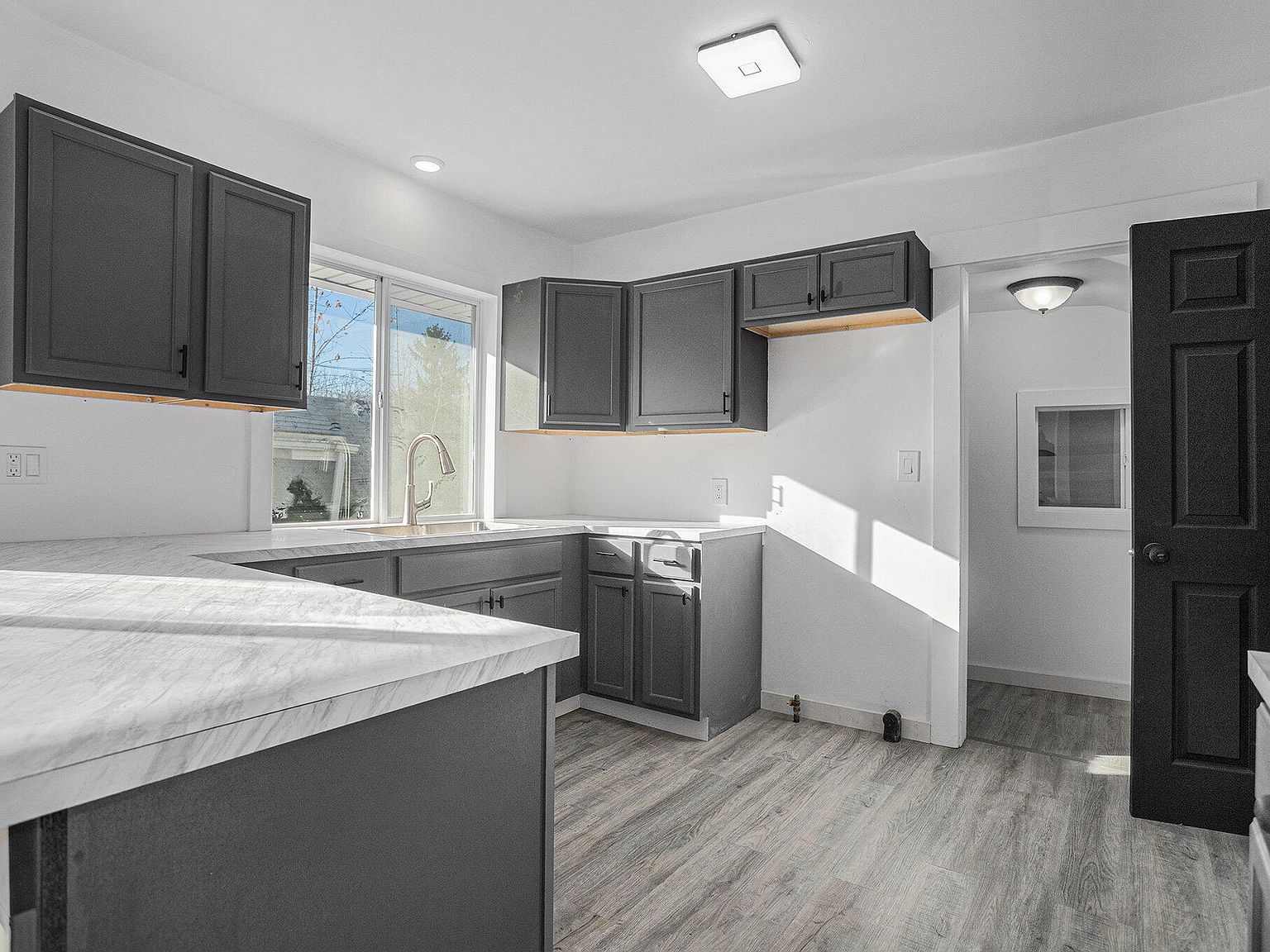 86 E Ave S Battle Creek, MI 49017 - Thumbnail 5