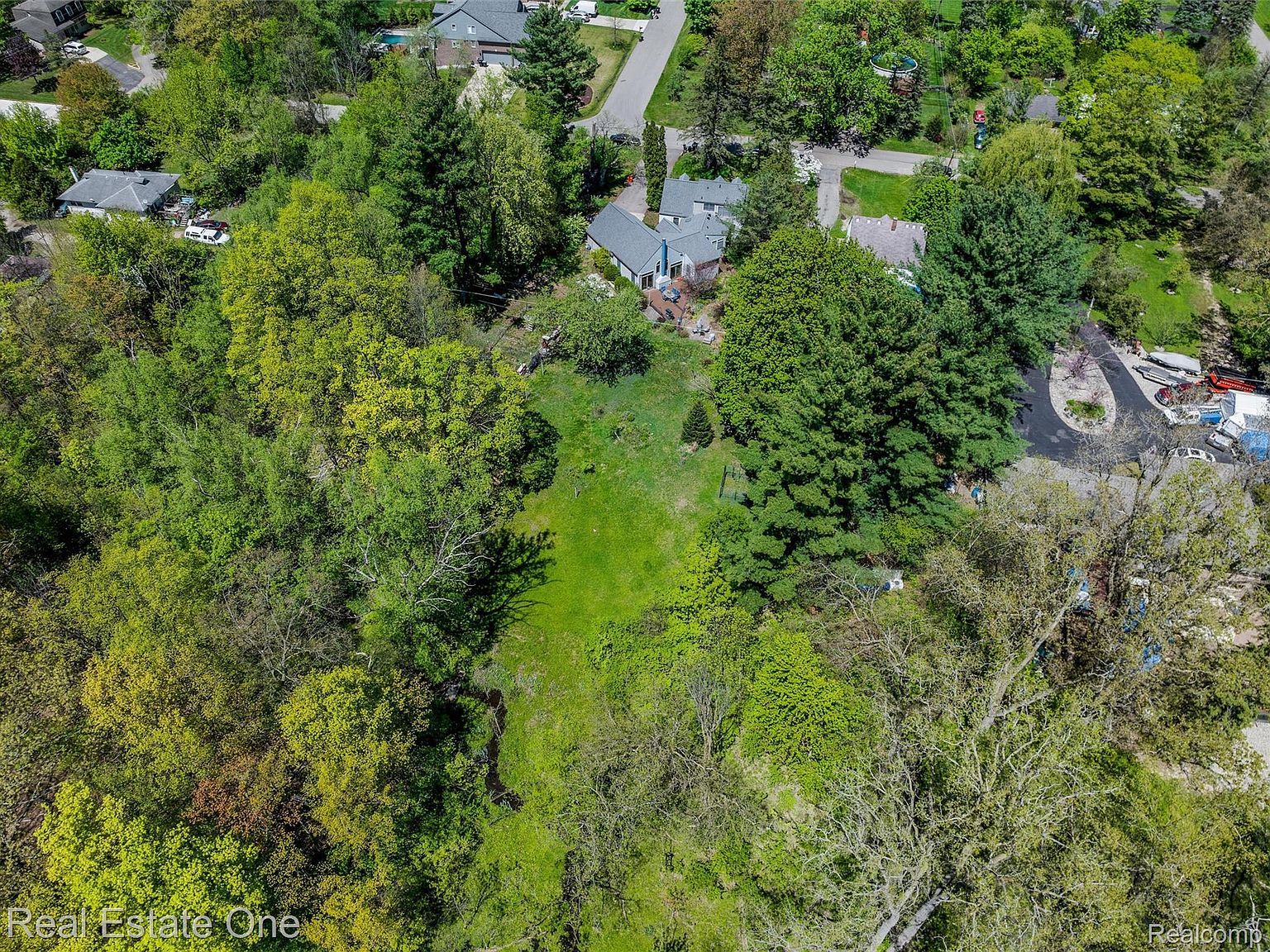 30115 Munger Dr Livonia, MI 48154 - Thumbnail 5