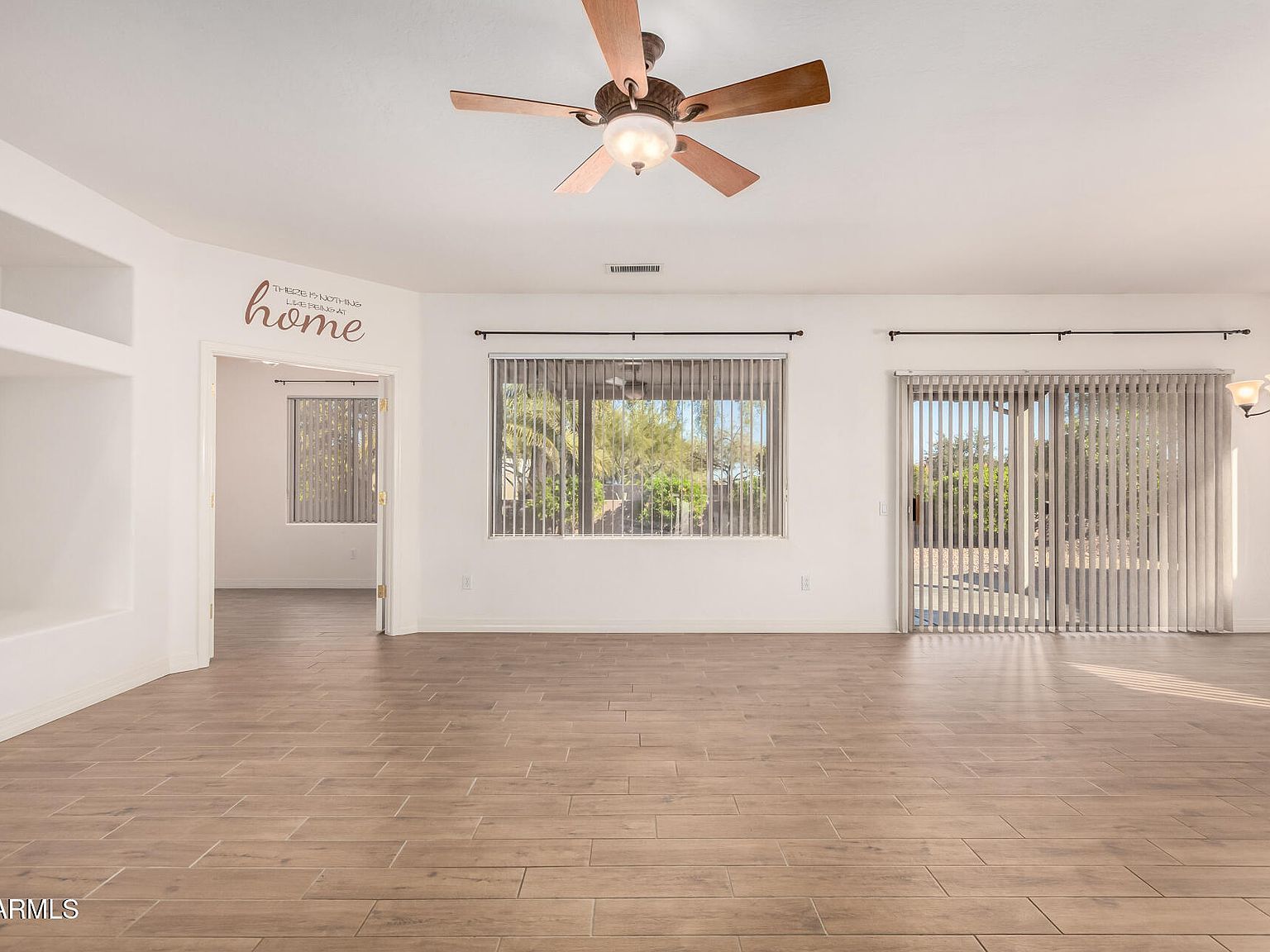 15136 W Cactus Ridge Way Surprise, AZ 85374 - Thumbnail 5