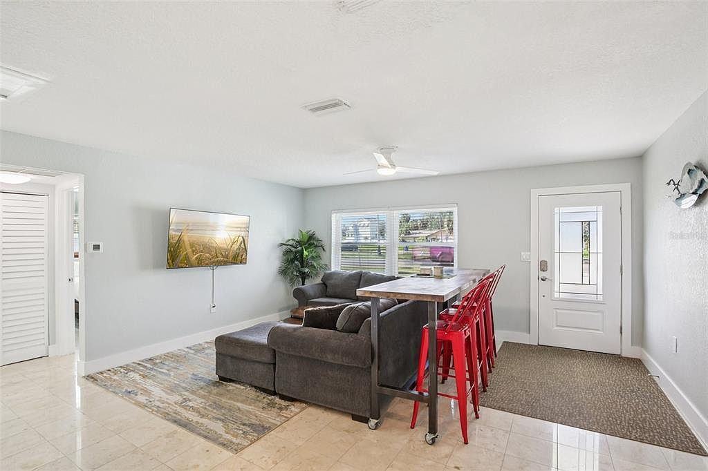 5467 Bayou Grande Blvd NE Saint Petersburg, FL 33703 - Thumbnail 5