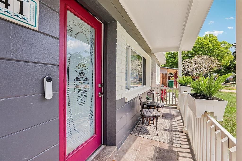 8541 75th Pl Seminole, FL 33777 - Thumbnail 5