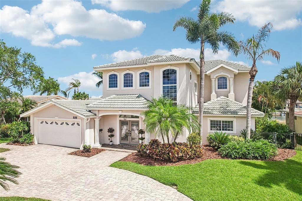 2032 Massachusetts Ave NE Saint Petersburg, FL 33703 - Thumbnail 5