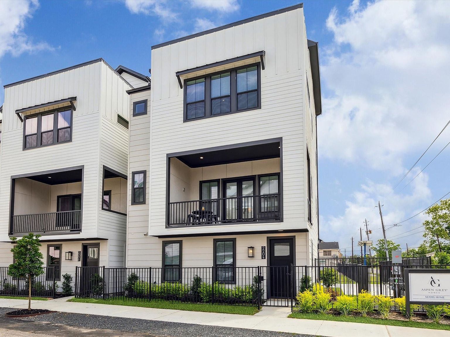 2220 Dennis St Houston, TX 77004 - Thumbnail 5