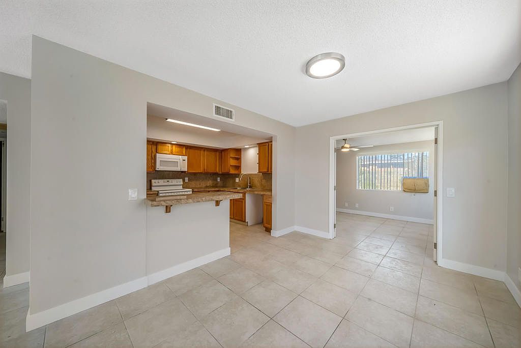 65856 6th St Desert Hot Springs, CA 92240 - Thumbnail 5