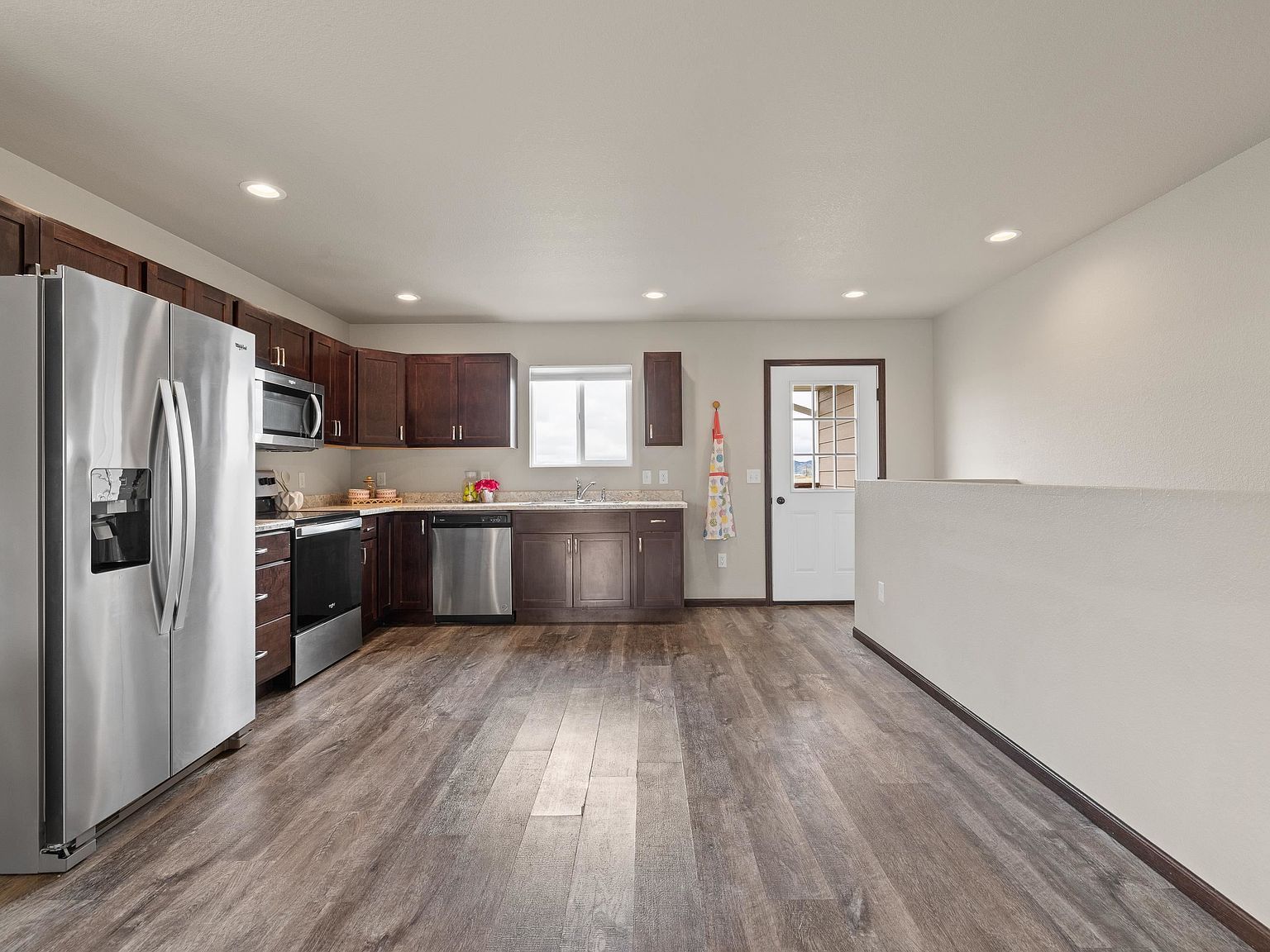 635 Diamond Ridge Blvd Rapid City, SD 57703 - Thumbnail 5