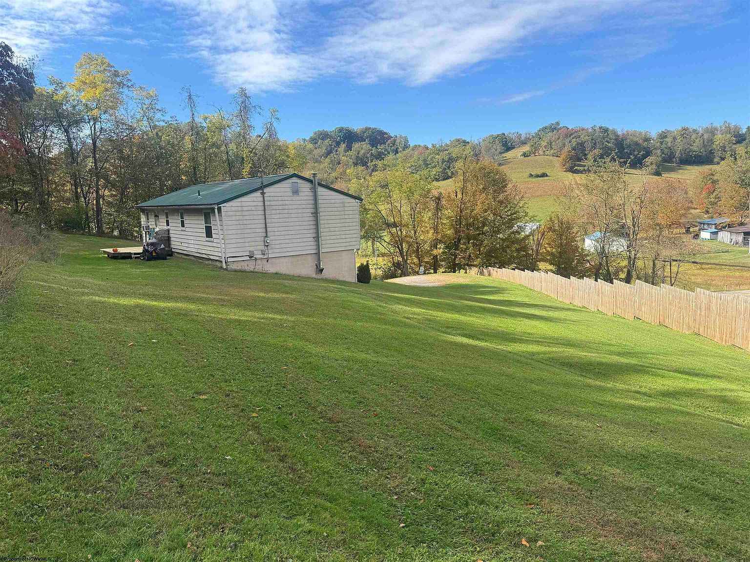 1690 Levels Rd Fairmont, WV 26554 - Thumbnail 5