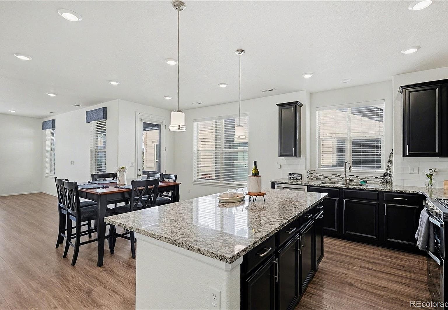 9885 Geneva Creek Ln Littleton, CO 80125 - Thumbnail 5